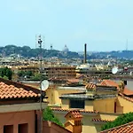 Luxury * Roma