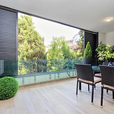 Luxury Apartamento *